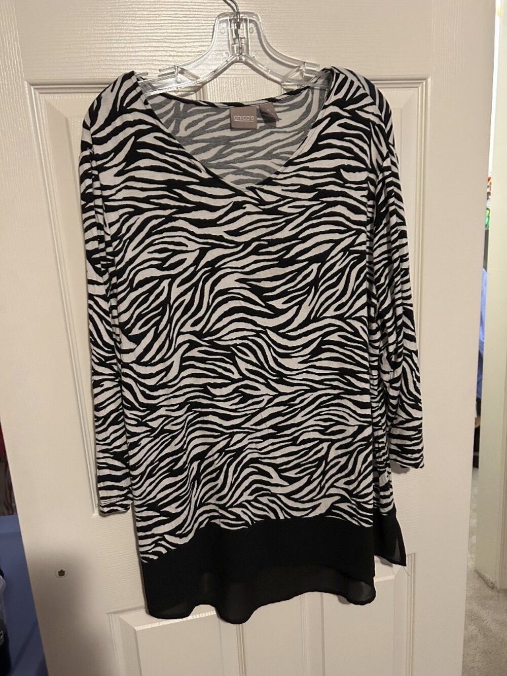Chico's Black & White Zebra Striped Tunic Top sx XL